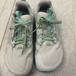 Altra Lone Peak trail shoe womens size 8.5